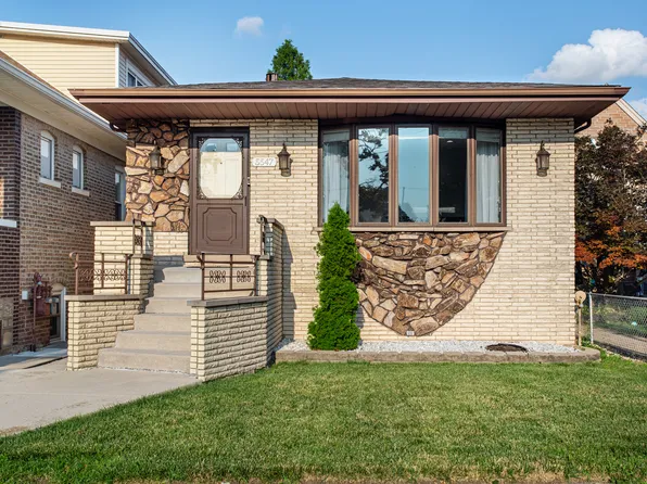 5547 S Neenah Ave, Chicago, IL 60638