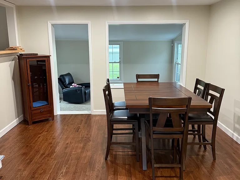 1497 Eastview Dr — Photo 7