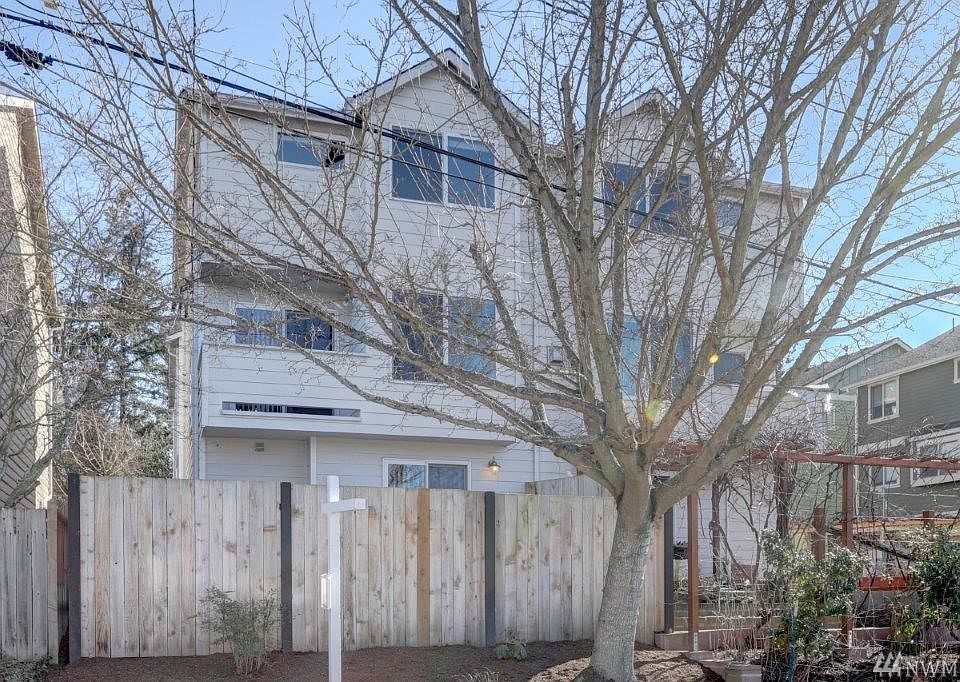 1st image of 10124 4th Ave NW