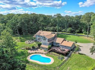 20 Ridge Rd, Lebanon, NJ 08833