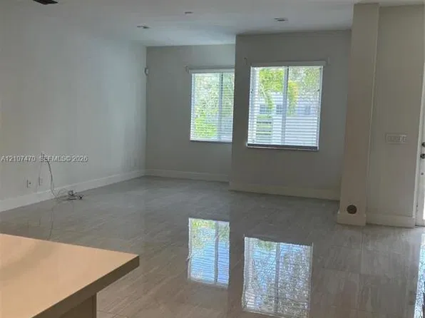 1629 NE 9th St, Fort Lauderdale, FL 33304