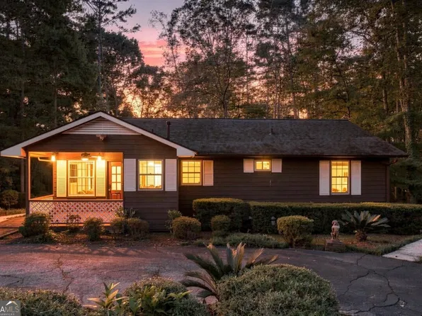35 Point North Dr, Hogansville, GA 30230