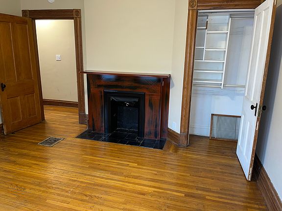 2nd image of 308 1/2 Wilber Ave #1/2