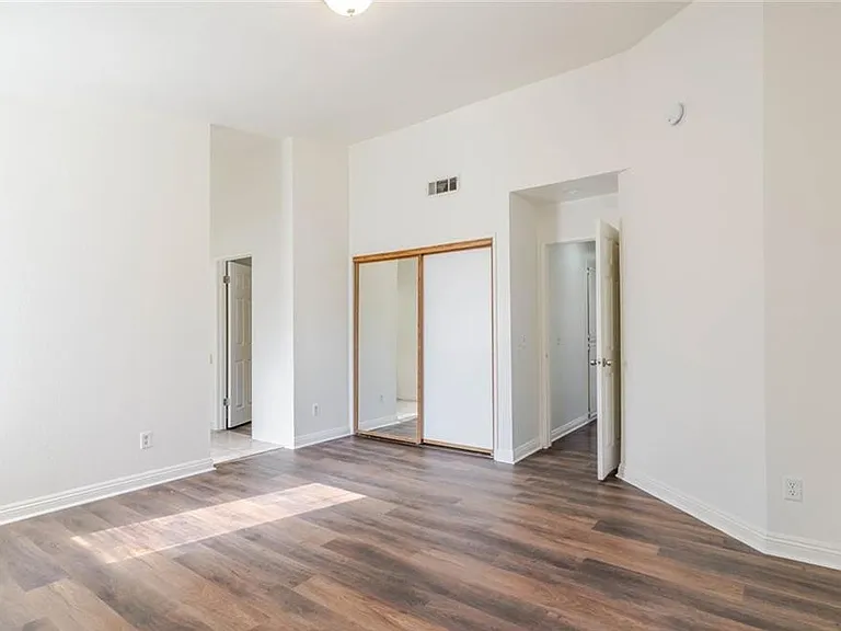 4906 Pacifica Ave #1 — Photo 6