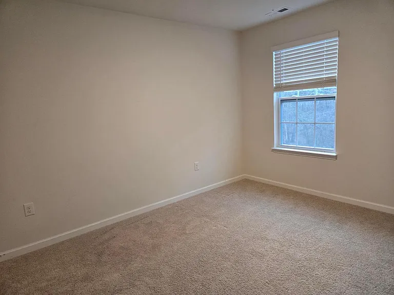 1134 Saddlebrook Dr — Photo 14