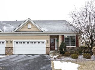 209 Brodius Ln, Coatesville, PA 19320