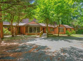 756 Christopher Rd, Chapel Hill, NC 27514