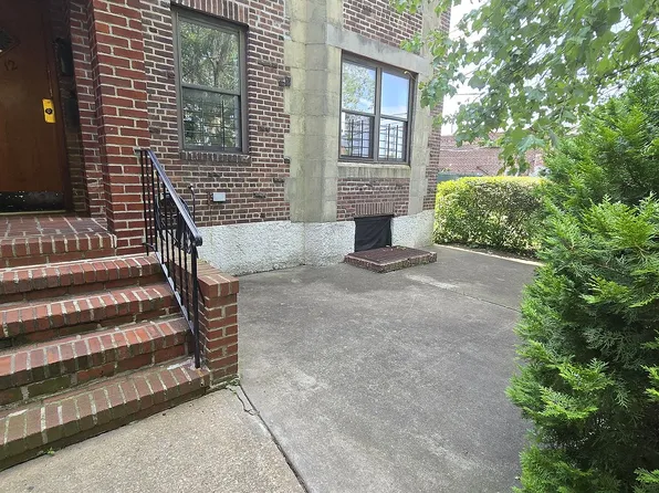 21-12 78th St #1, East Elmhurst, NY 11370