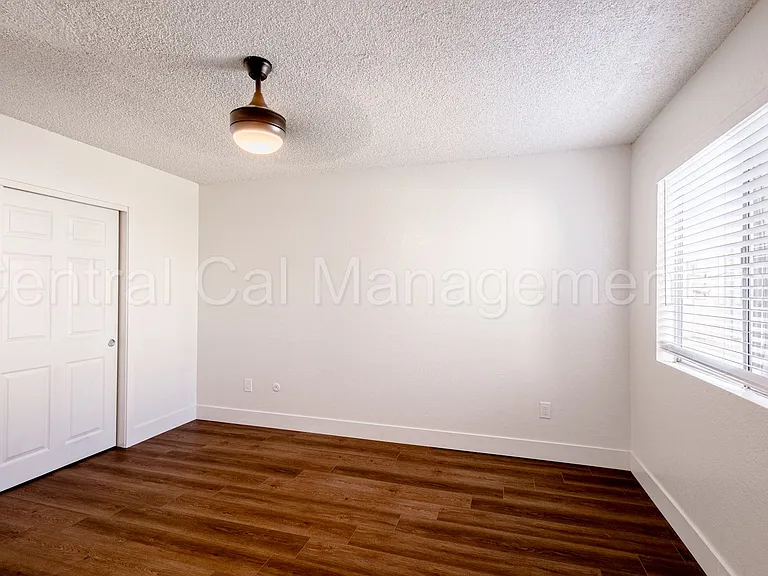 4648 Columbus St #A-J — Photo 13