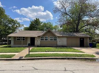 5748 Bowling Dr, Watauga, TX 76148