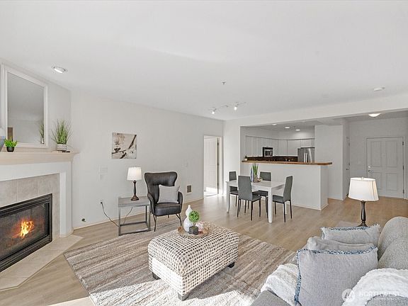4th image of 2244 132nd Avenue SE #B214