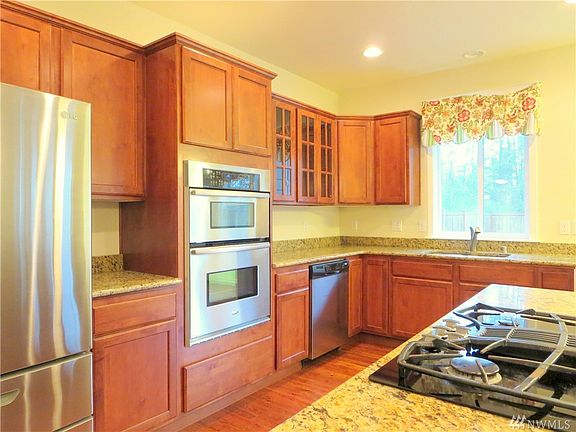 3rd image of 2124 Kildane Wy Se
