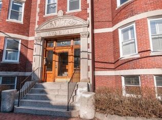 160 Hancock St #3, Cambridge, MA 02139