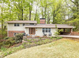 278 Valley Ridge Dr, Roswell, GA 30075