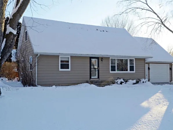 1313 Thorson Dr, Black Earth, WI 53515