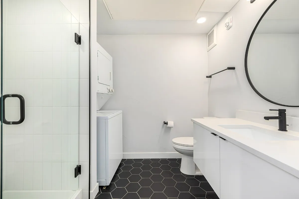 Studio, 357 sqft, $1,600 — Photo 1