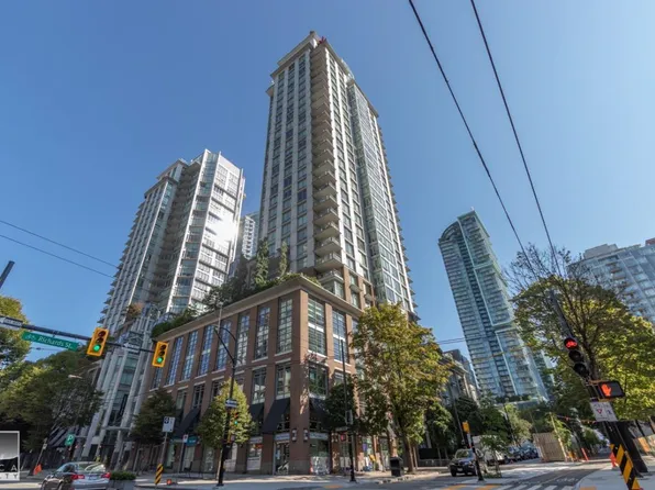 535 Smithe St #2802, Vancouver, BC V6B 0H2