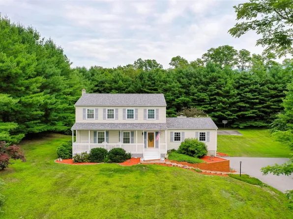 2 Scott Lane, Lagrangeville, NY 12540