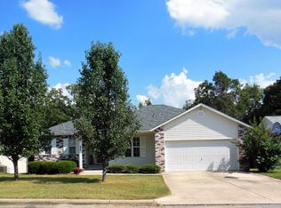 185 Meadow Rdg N, Branson, MO 65616