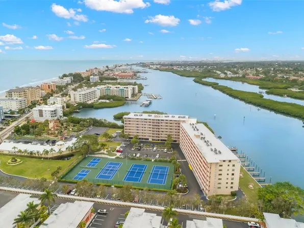 19451 Gulf Blvd APT 802, Indian Rocks Beach, FL 33785