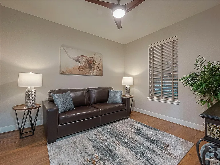 2350 Bastrop St — Photo 11