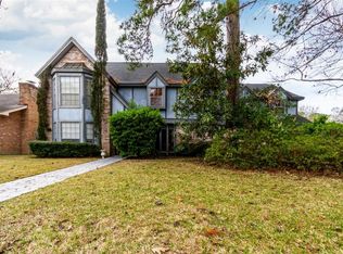 8135 12th Fairway Ln, Humble, TX 77346