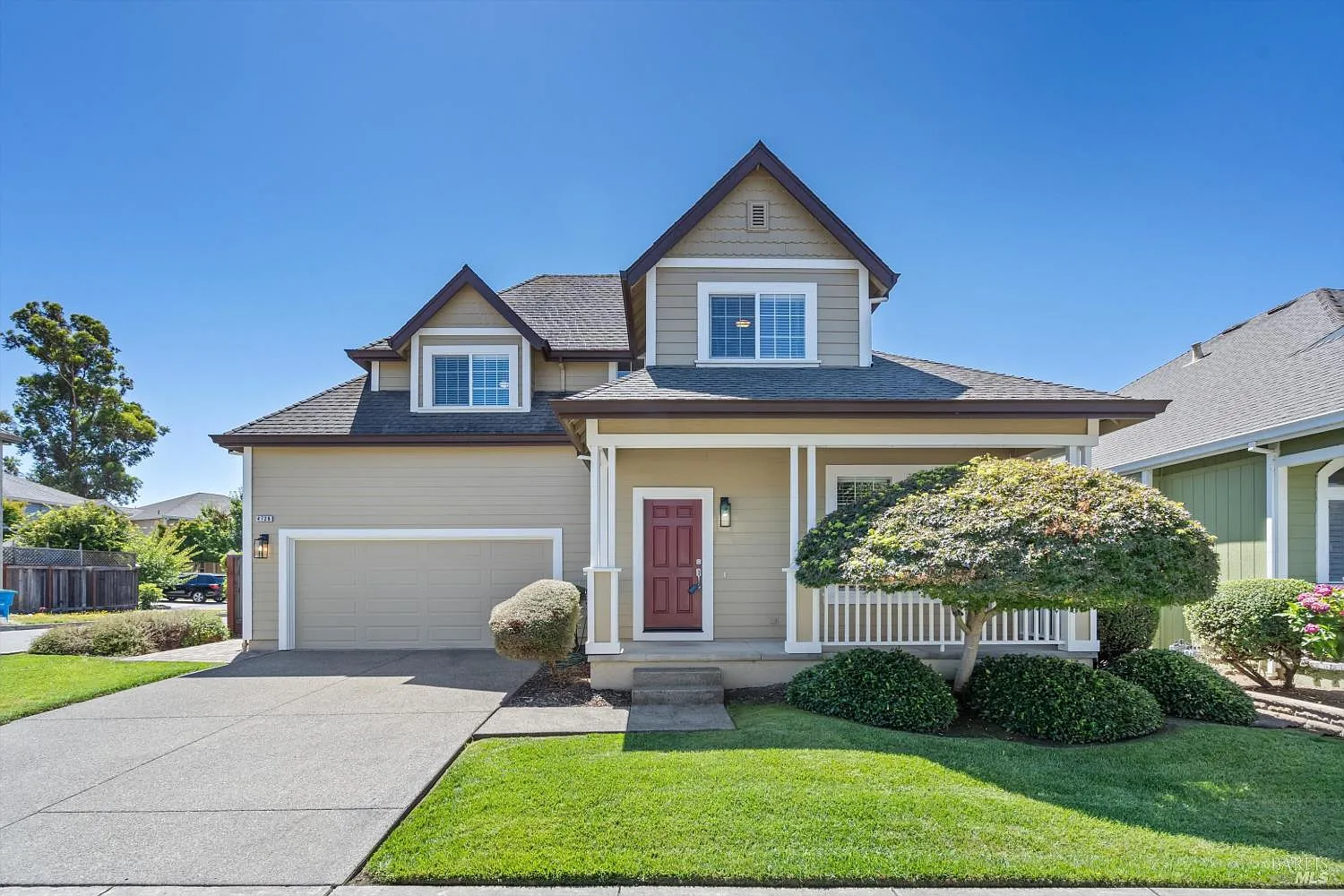 4728 Starbuck Avenue - Photo 2