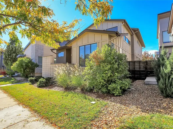 6711 Avrum Drive, Denver, CO 80221