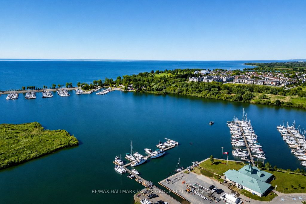 134 Front St E, Whitby, ON - View 4