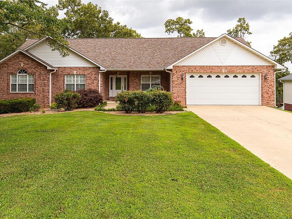 1st image of 1825 Renee Ln
