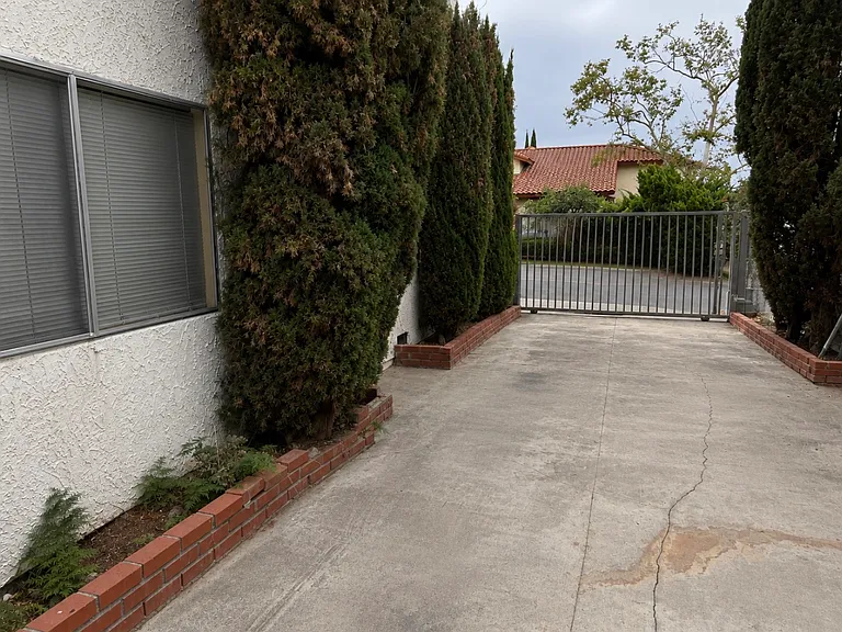 17425 Sonora Ave — Photo 4