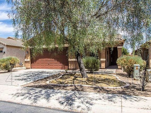 3rd image of 45988 W Holly Dr