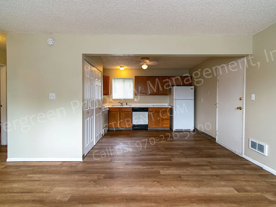1931 Ross Ct