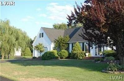 3rd image of 4521 Foxtail Dr