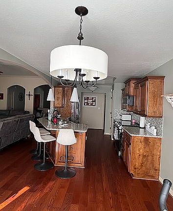 3rd image of 1514 Saratoga Dr