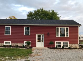 7110 Grouse Rd, Tamaroa, IL 62888