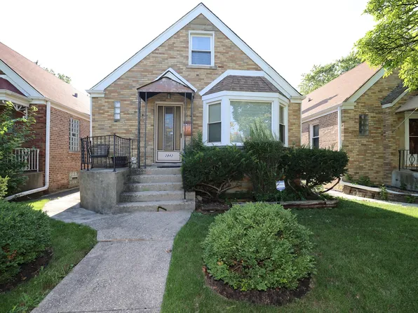 2842 N Kolmar Ave, Chicago, IL 60641