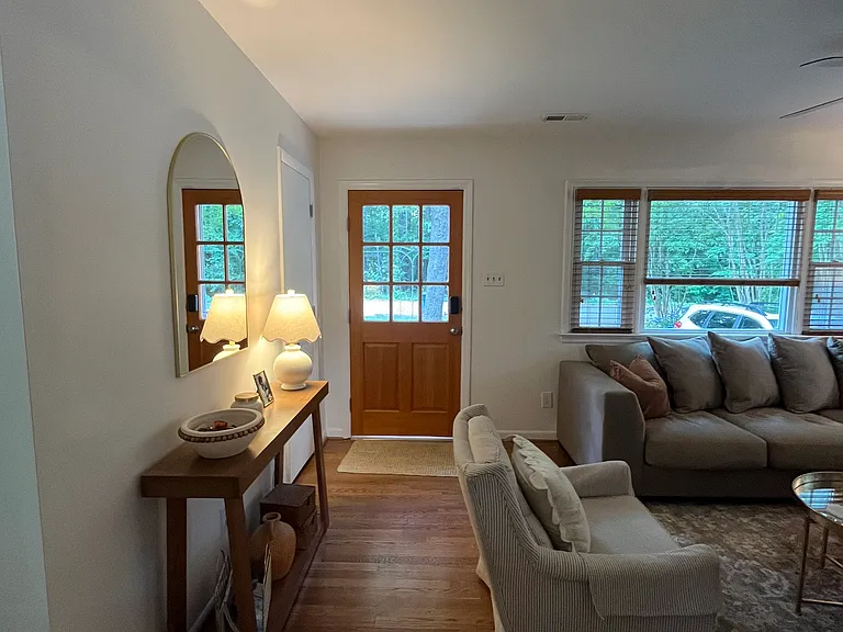 5414 Hawthorne Ave — Photo 8