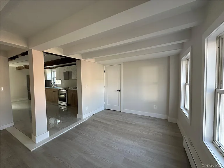1445 Burlingham Rd — Photo 10