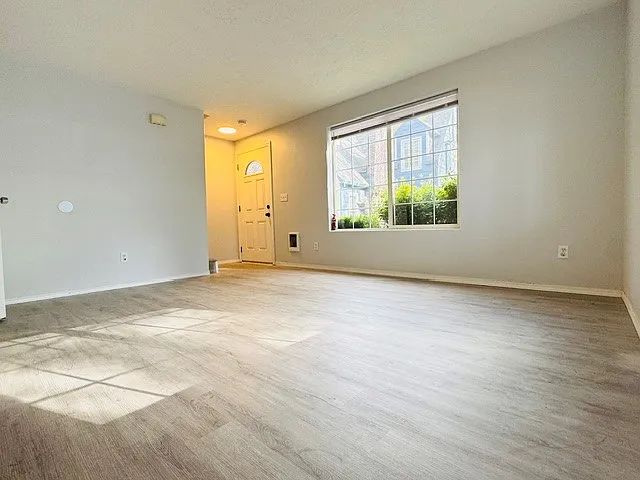 4556 NE 119th Ave #9 — Photo 14