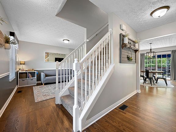4th image of 579 Fairland Dr