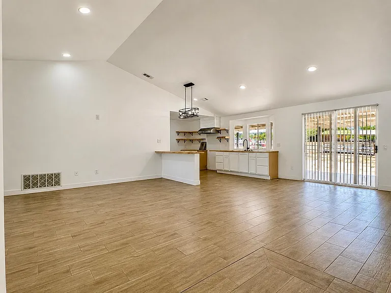 23510 Rose Quartz Dr — Photo 23