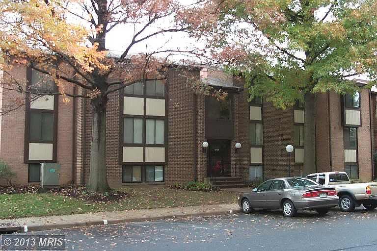 1st image of 9701 Kings Crown Ct APT 101