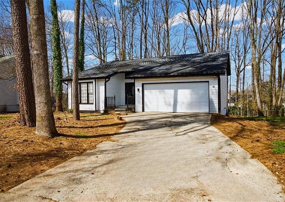 1st image of 345 Deerwood Dr
