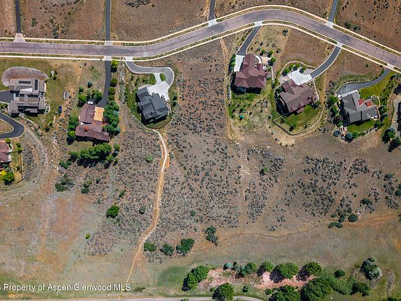 4th image of 160 Maroon Dr