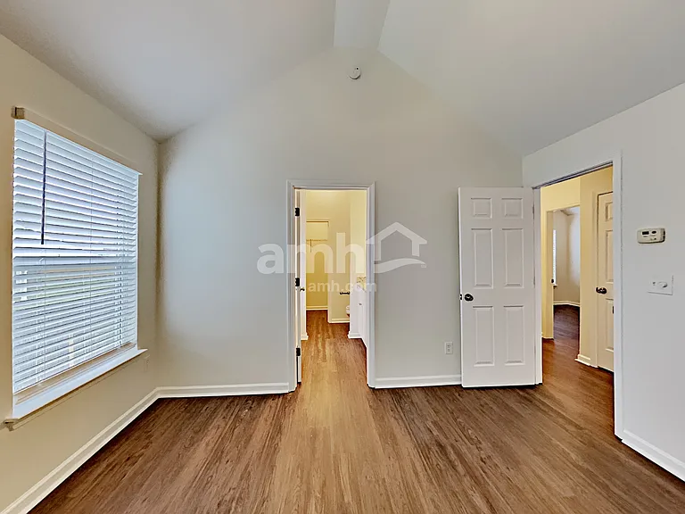4125 Arch Pass — Photo 11