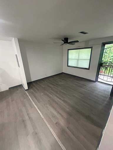 1st image of 1029 Maple St