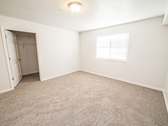 4th image of 1606 W Westbury Way #E