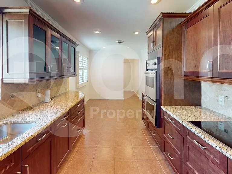 12220 Hightower Pl — Photo 4