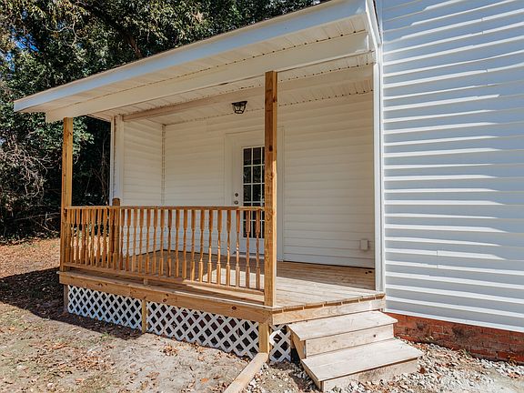5th image of 605 W Lenoir Ave #605